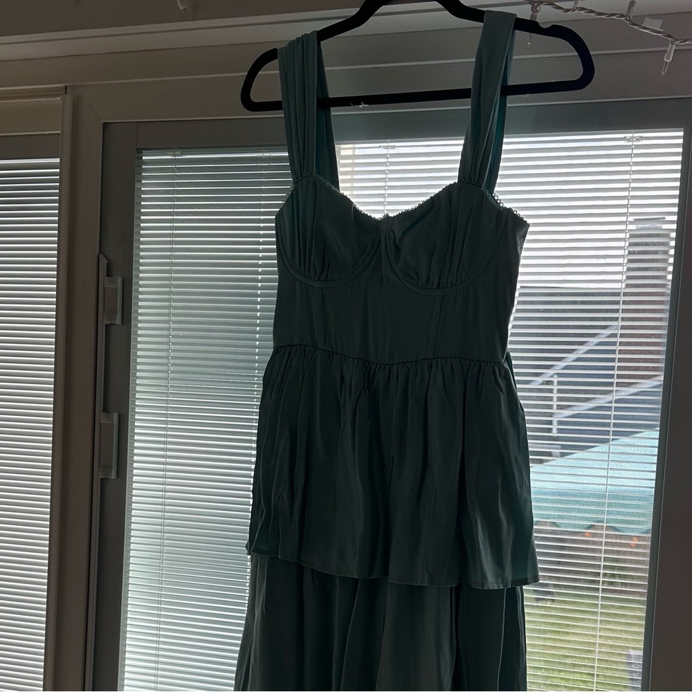 Brand New (NWT) WeWoreWhat Corset Tiered Midi Dress - Picture 11 of 11